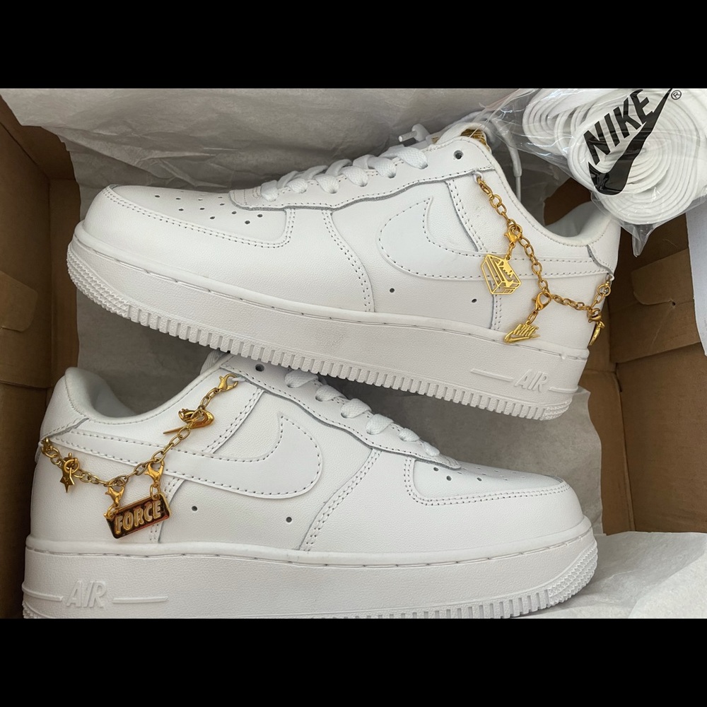Wmns Air Force 1 '07 LX 'Lucky Charms'